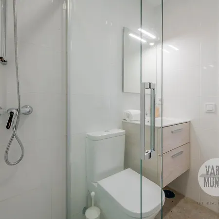 Apartment Elegancia Con Parking 4, Vive La Latina
