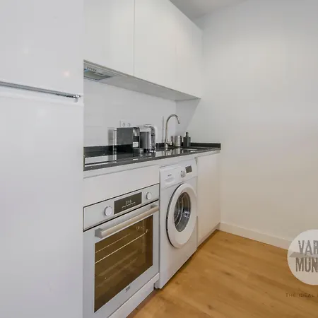 Apartment Elegancia Con Parking 4, Vive La Latina *