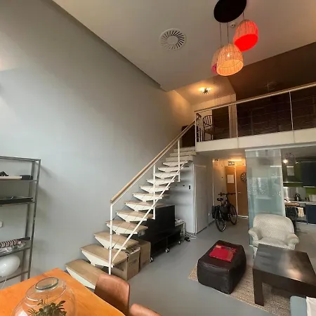 Apartment Bright Duplex For 4 Pax - Camarillo Madrid