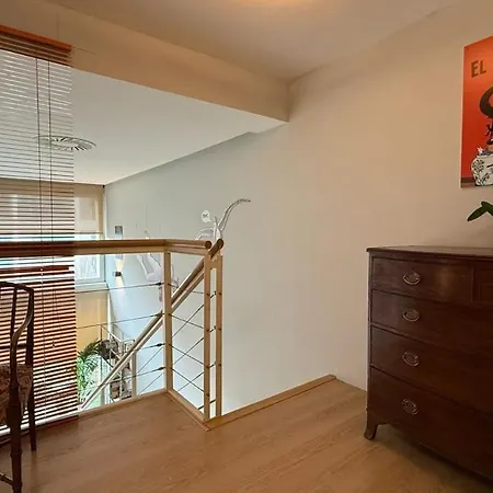 Apartment Bright Duplex For 4 Pax - Camarillo Madrid