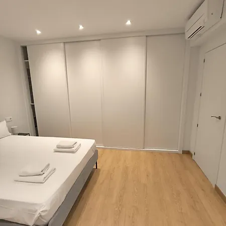 Chamartin - Modern & Comfortable Guest house