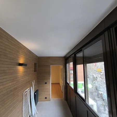Chamartin - Modern & Comfortable * Madrid
