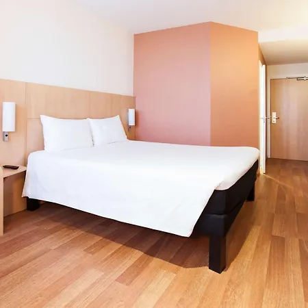 Ibis Centro Ventas Hotel