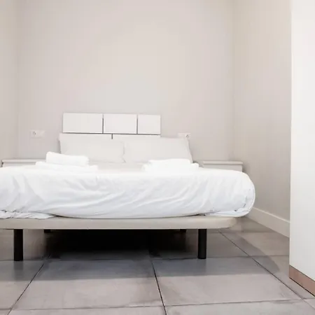 Retiro Chic - Estilo Y Paz En El Corazon De Apartment Madrid