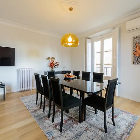 170m2 Muy Amplio Y Lujoso- 1 Min Plaza Mayor Apartment Madrid