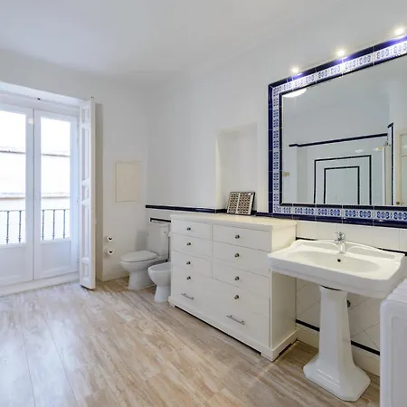 Apartment 170m2 Muy Amplio Y Lujoso- 1 Min Plaza Mayor