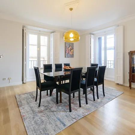 Apartment 170m2 Muy Amplio Y Lujoso- 1 Min Plaza Mayor Madrid