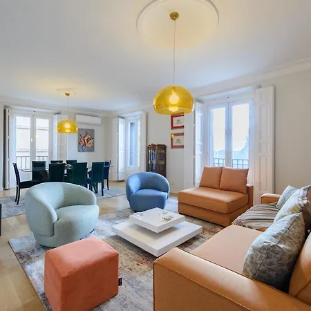 170m2 Muy Amplio Y Lujoso- 1 Min Plaza Mayor Apartment