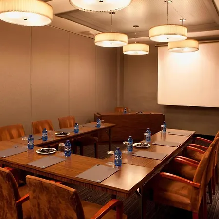 Ac Carlton By Marriott Hotel Madrid