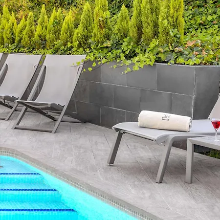Nh Ribera Del Manzanares Hotel 4*