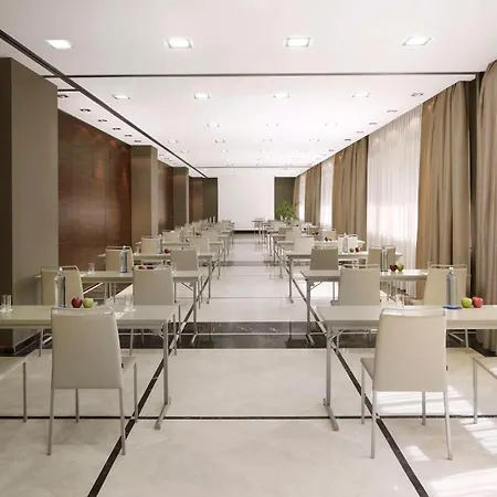 Nh Ribera Del Manzanares 4*