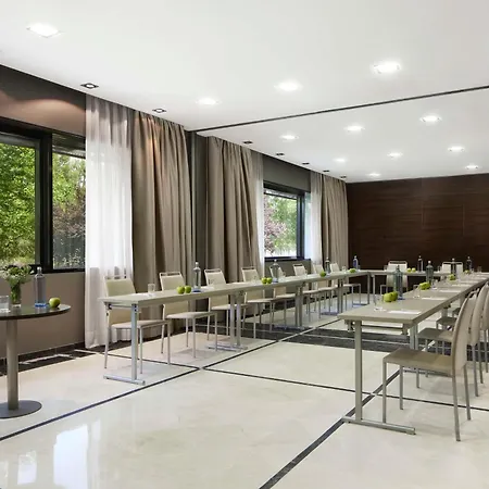 Hotel Nh Ribera Del Manzanares Madryt