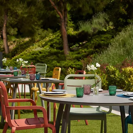 Nh Ribera Del Manzanares Hotel 4*