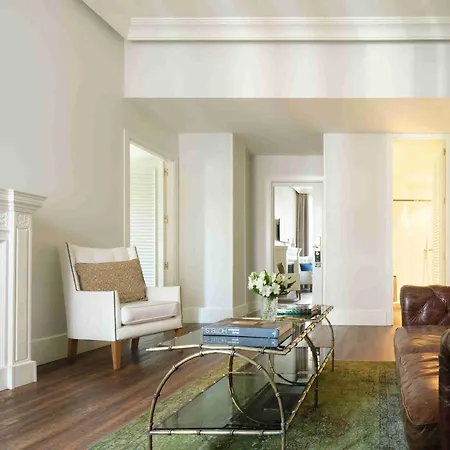 Only Boutique 4* Madrid