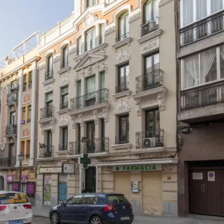 Chic Atocha Loft - Perfect Location And Style * Madrid