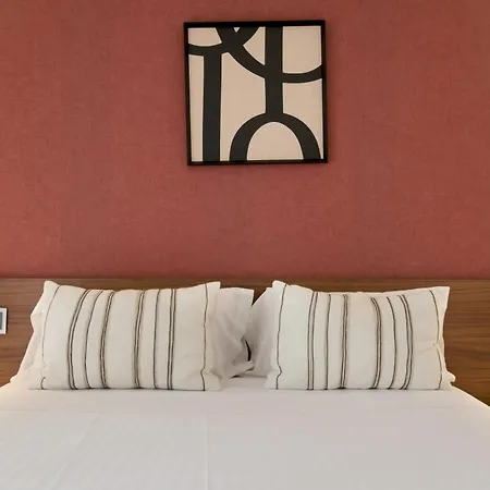 בית הארחה Roisa Boutique 3*