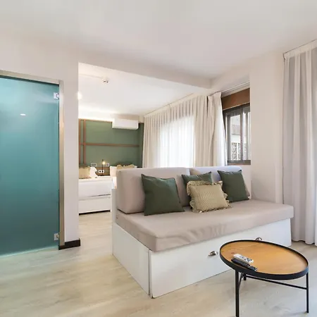 Roisa Boutique בית הארחה 3*