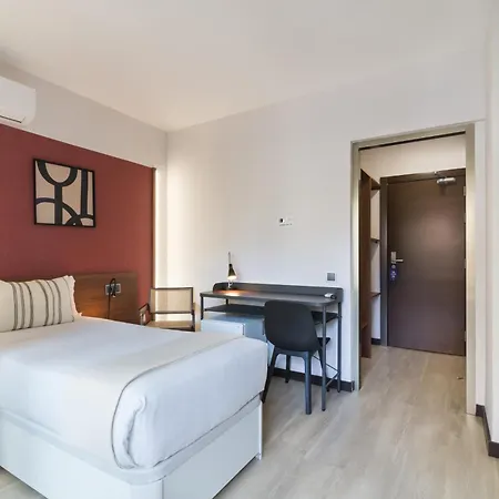 בית הארחה Roisa Boutique 3*