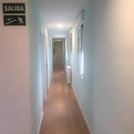 호스텔 Residencia Abay
