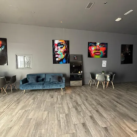 Rio Hostal *