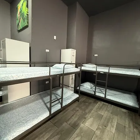 Hostal Rio *