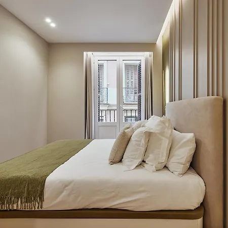 Centro Ii Calle Barcelona 4br Apartment Madrid