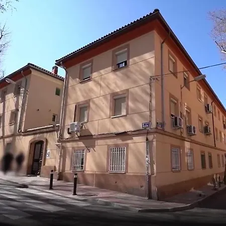 La Rosa Amarilla Apartment Madrid