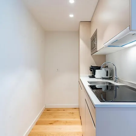 Cb10 - Stylish Modern Apartment- 5-minute Walk To Gran Via Apartment Madrid