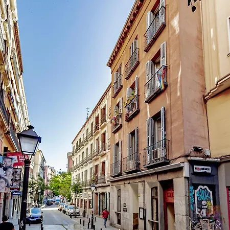 Cb10 - Stylish Modern Apartment- 5-minute Walk To Gran Via Apartment Madrid