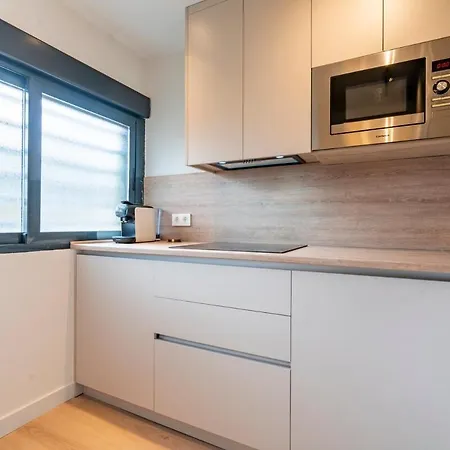 F132 Brand New Design - Feria Apartment