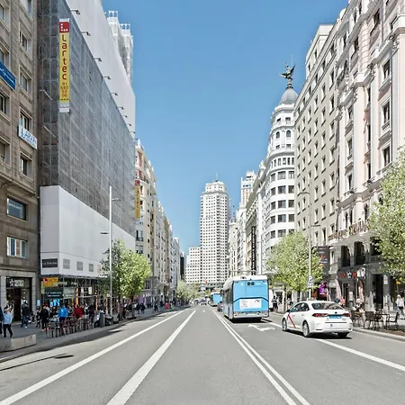 Apartment Gran Via Panorama Syline 6pax Alquiler Temporal Madrid