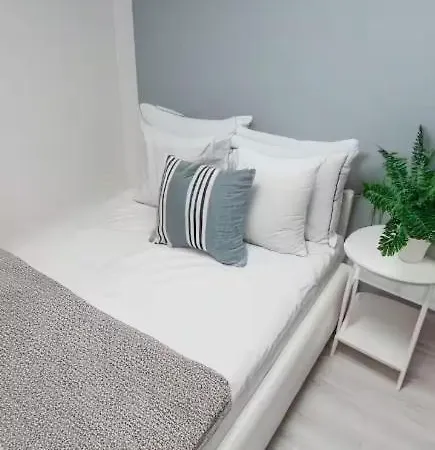 Hostel Alexa Host