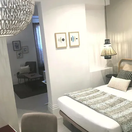 Six Plaza Mayor 4*