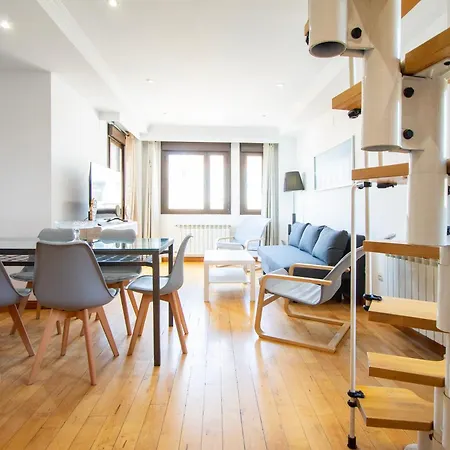 Adelfas Apartment *