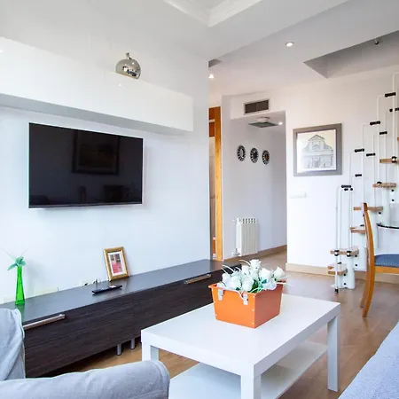 Apartment Adelfas Madrid