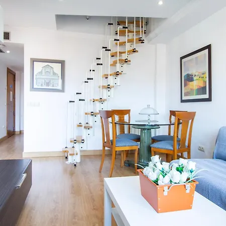 Adelfas Apartment