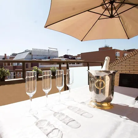 Apartment Adelfas *