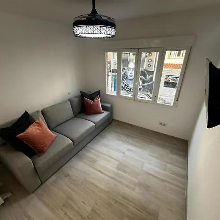 Apartment Market Martinez De La Riva III *