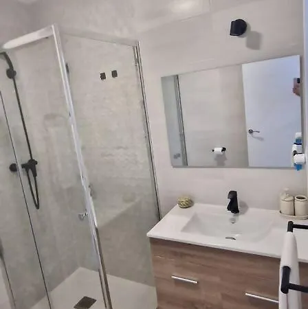 Market Martinez De La Riva III Apartment *