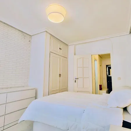 Apartment Especial Grupos O Familias - Gran Via - Callao - Sol - Plaza Espana Madrid