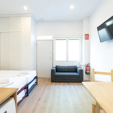 Caribe 2 Apartment Madrid