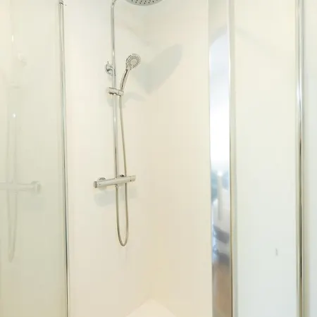 Caribe 2 Apartment Madrid