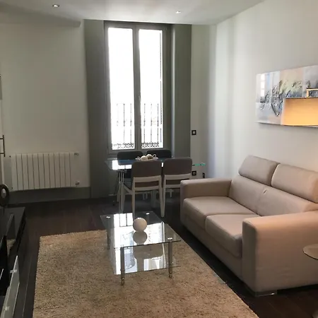 Apartment Victor Hugo 4 Dcha 2e By Forever