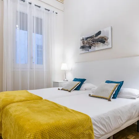 Reina 1 By Forever Apartment *
