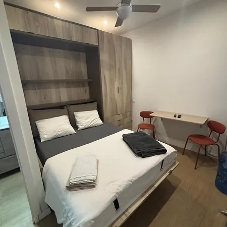 The Canarian House In * Madrid