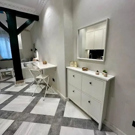 Estudio A Estrenar En Huertas Apartment Madrid