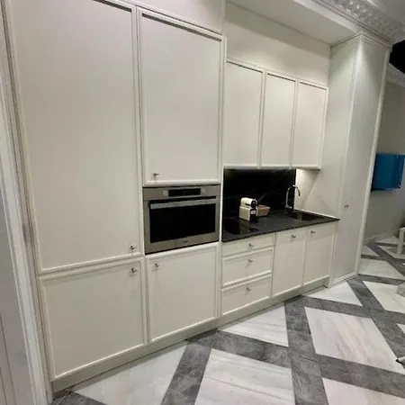 Estudio A Estrenar En Huertas *
