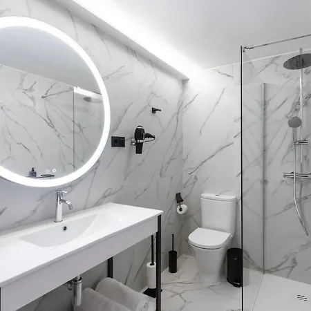 Limehome Calle De Matilde Diez * Μαδρίτη