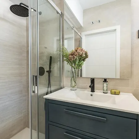 Dplace To Be - Luxury In Barrio De Salamanca Madrid