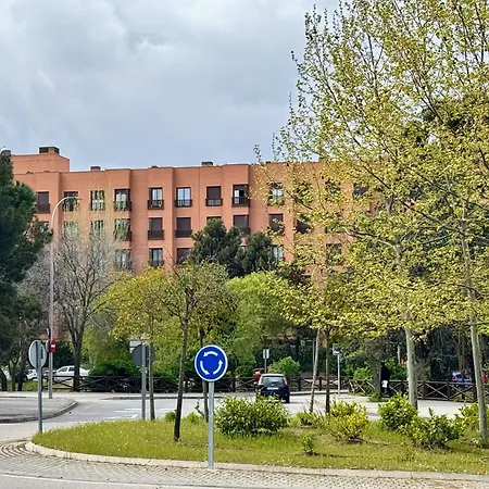 Airport Plenilunio Blue Appartement Madrid